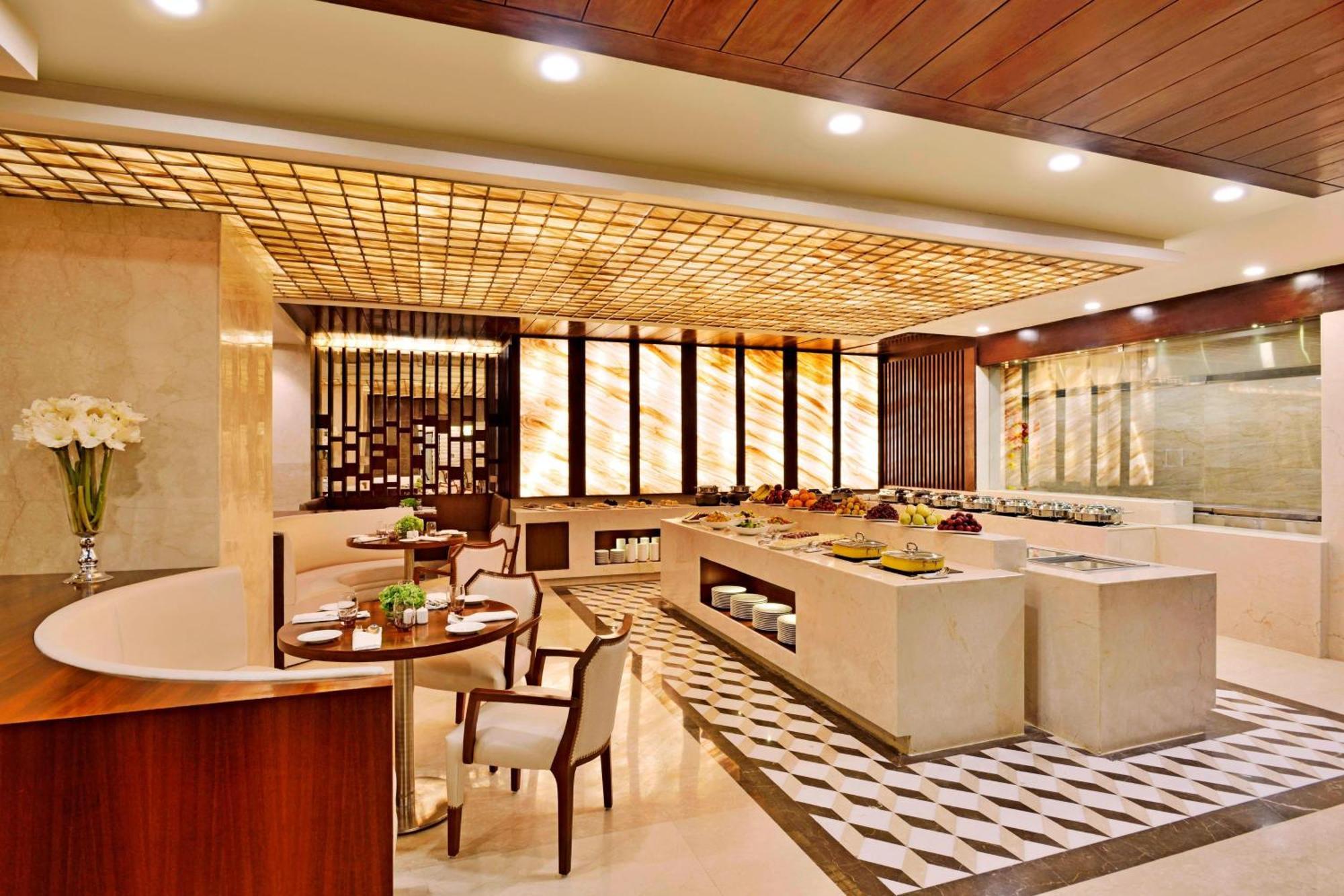 Four Points By Sheraton Srinagar Ngoại thất bức ảnh