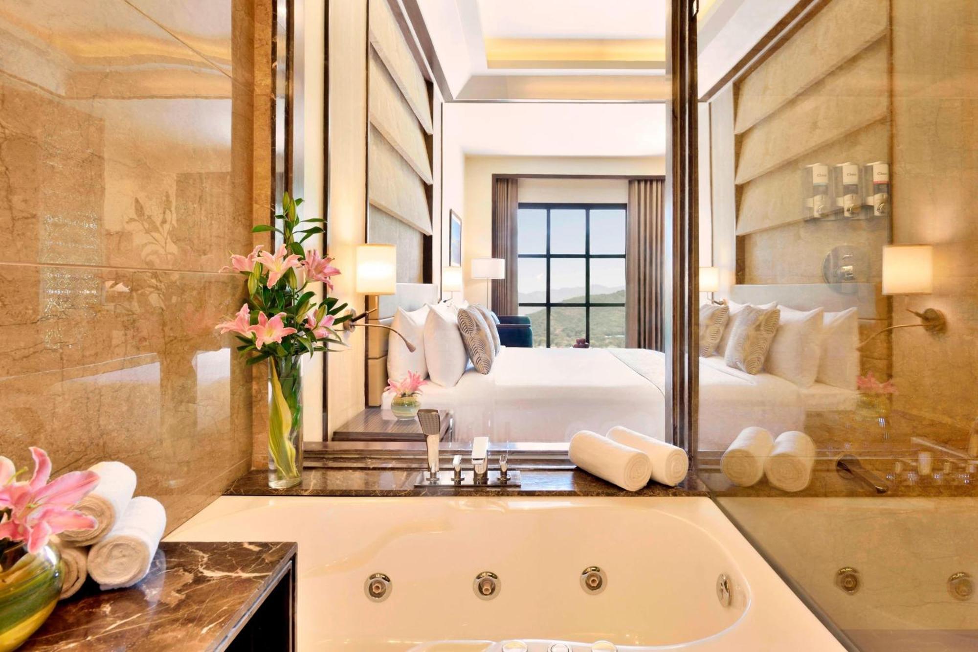 Four Points By Sheraton Srinagar Ngoại thất bức ảnh